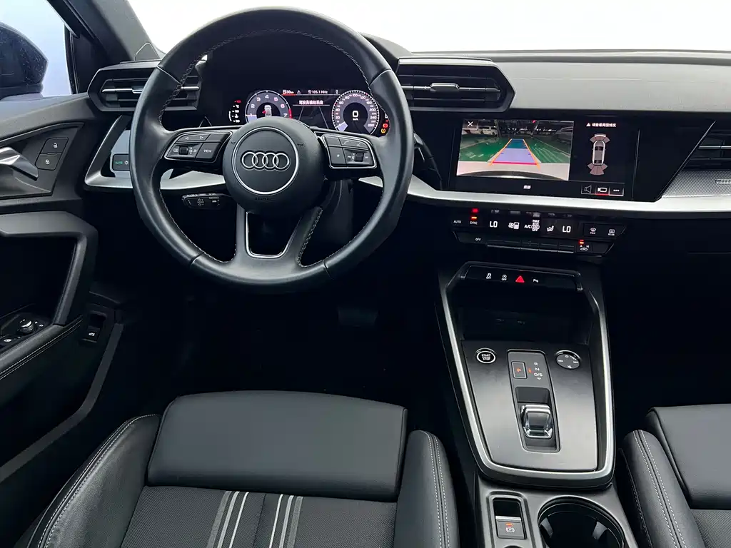Audi A3 2023 — фото 11