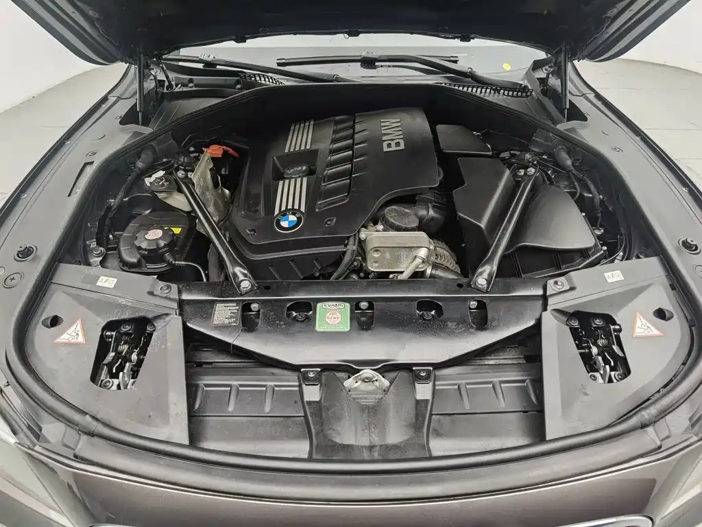 BMW 7 Series 2015 — фото 6