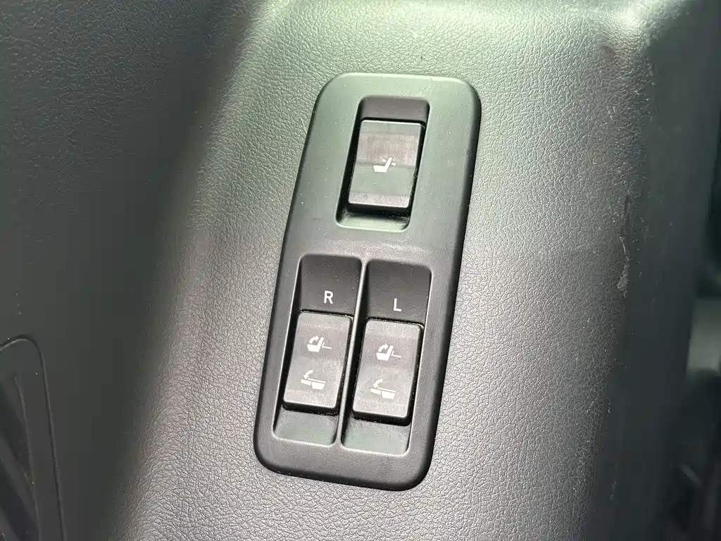 Toyota Prado 2015 — фото 27