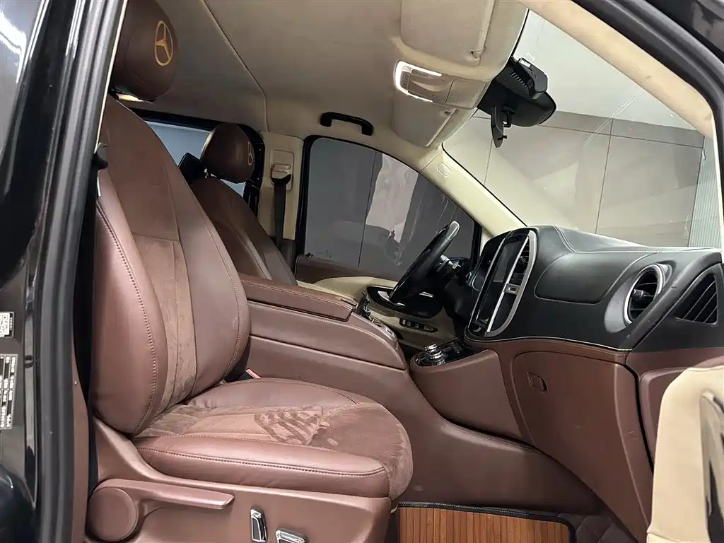Mercedes-Benz Vito 2018 — фото 17