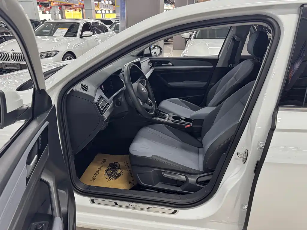 Volkswagen Lavida 2022