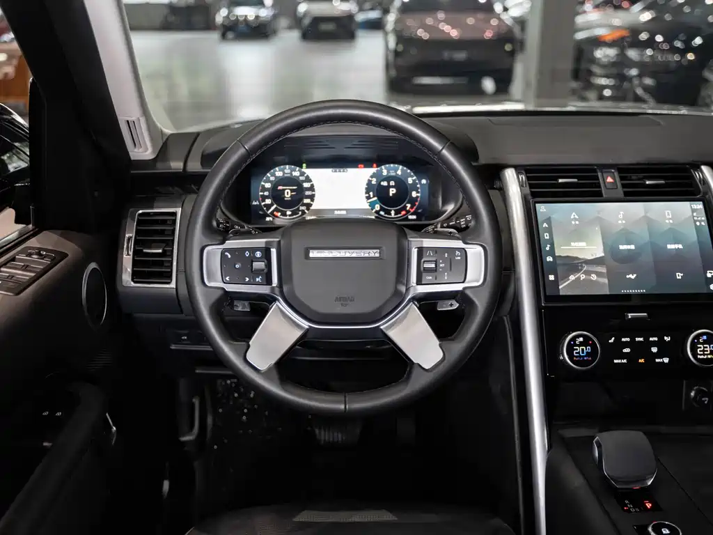 Land Rover Discovery 2024 — фото 12