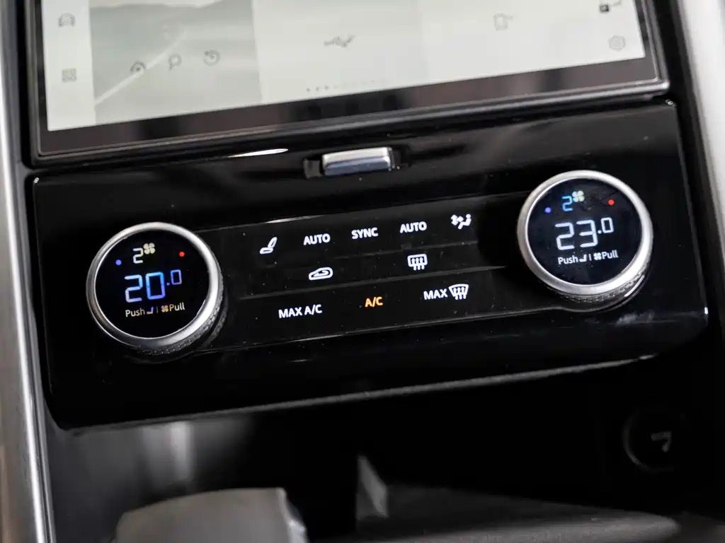Land Rover Discovery 2024 — фото 15