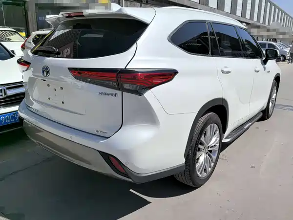 Toyota Highlander 2022