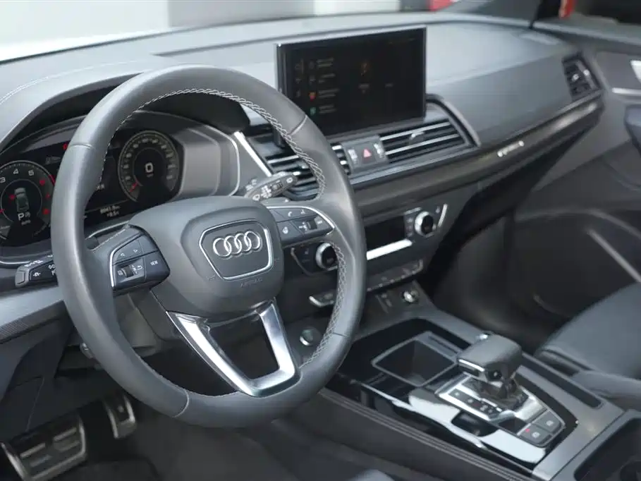 Audi Q5L 2024 — фото 13