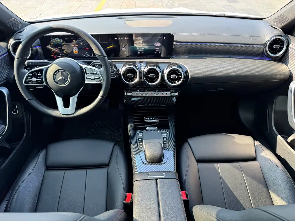 Mercedes-Benz A-Class 2021 — фото 13