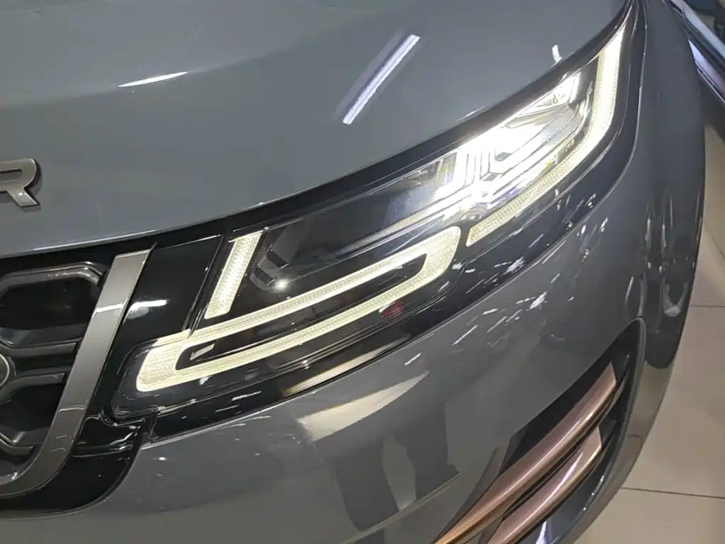 Land Rover Range Rover Evoque 2020 — фото 24