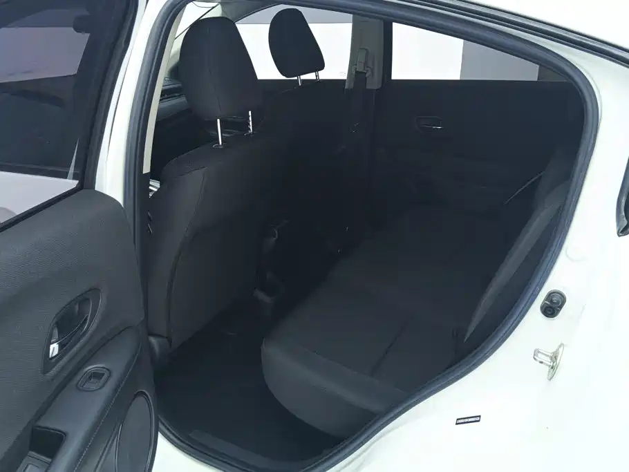 Honda Vezel 2021 — фото 11