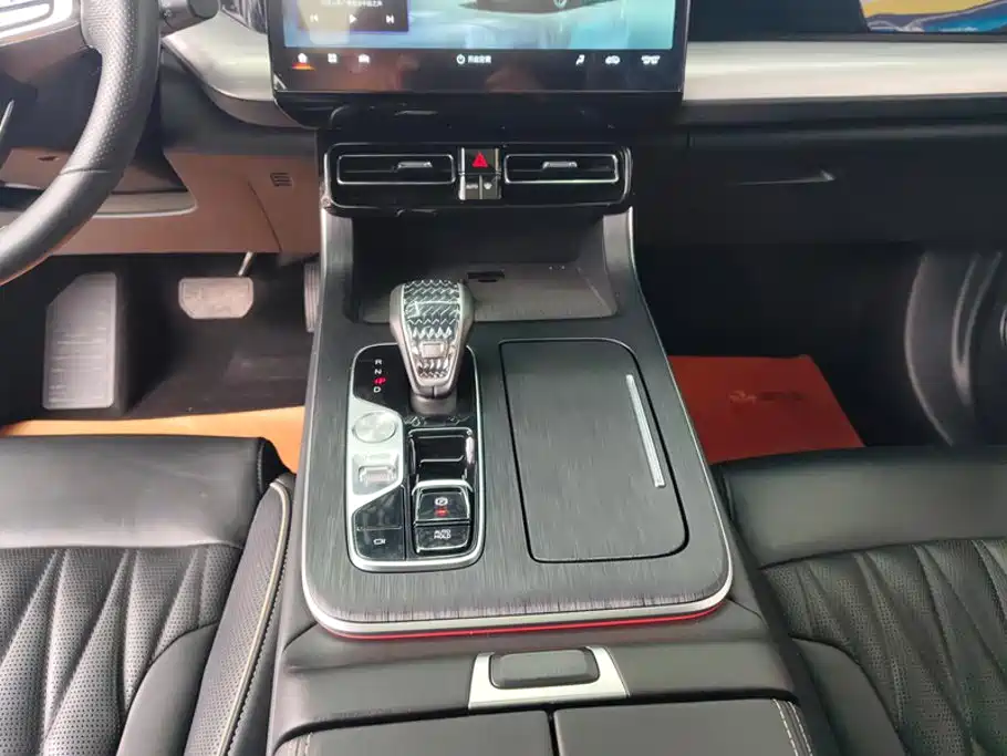 GAC Trumpchi GS8 2022 — фото 16