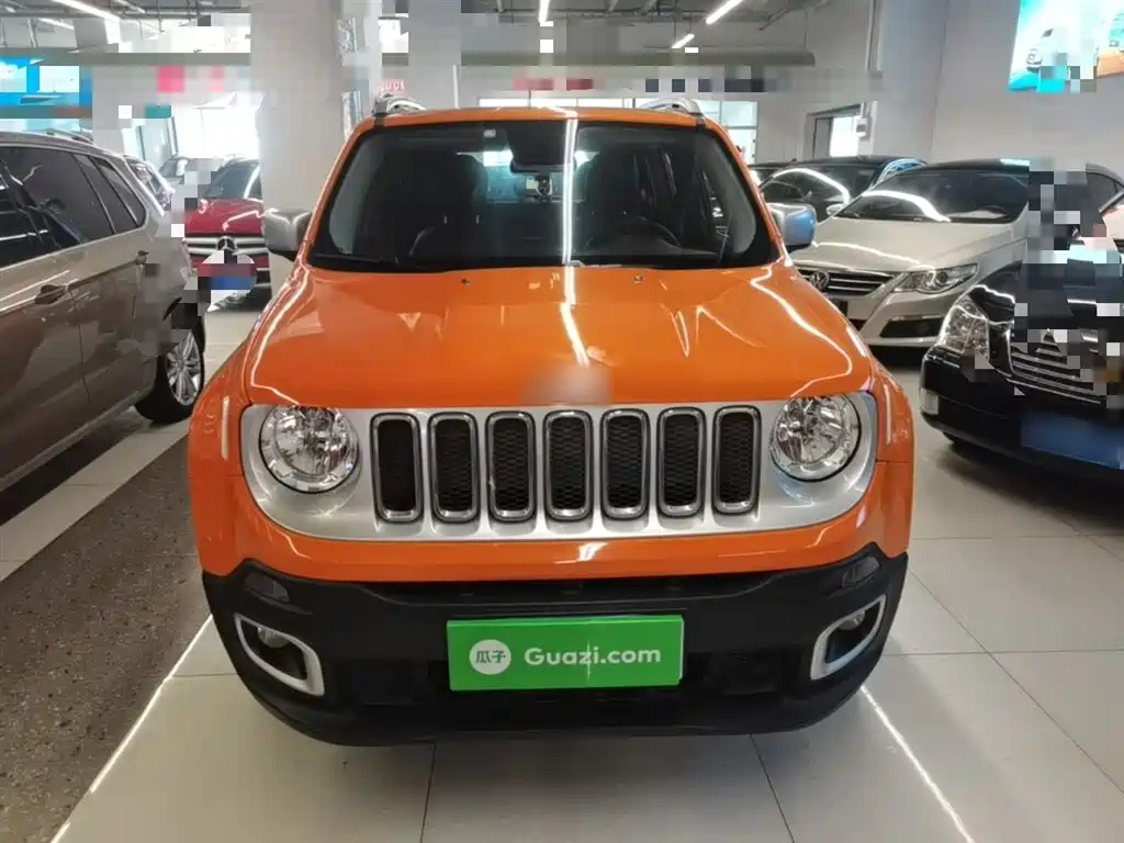 Jeep Renegade 2017 — фото 3