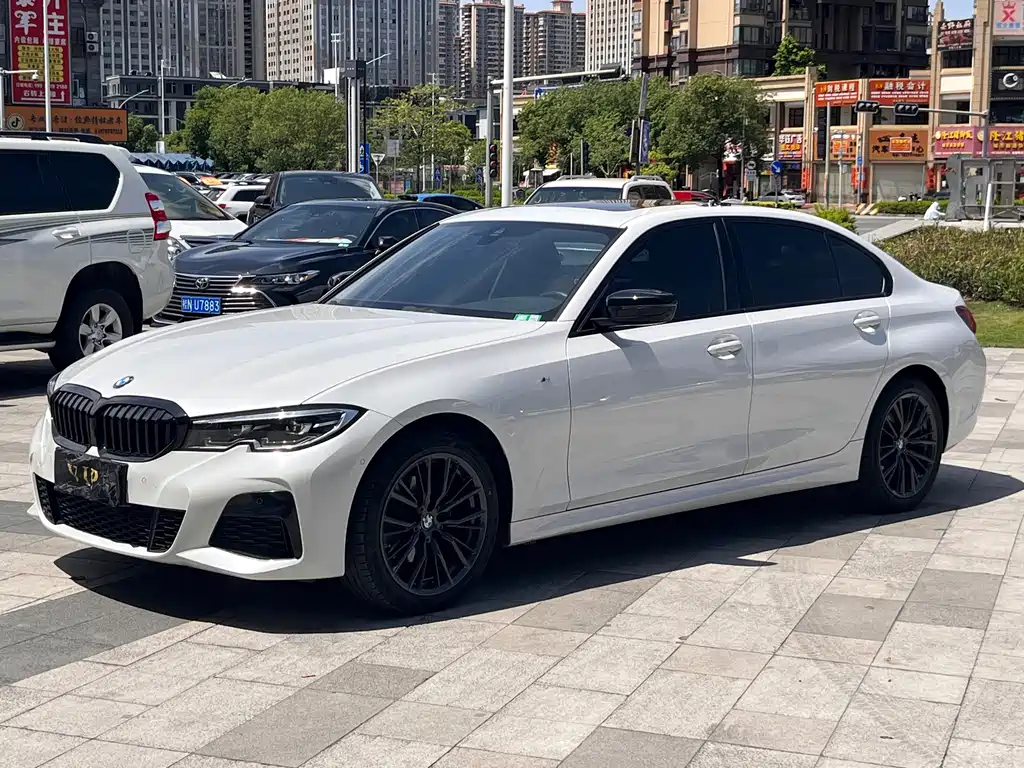 BMW 3 Series 2021