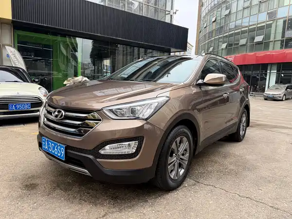 Hyundai Santa Fe 2016