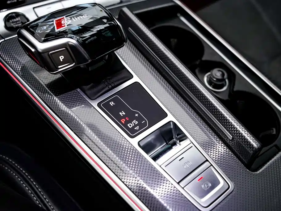 Audi A6L 2024 — фото 21