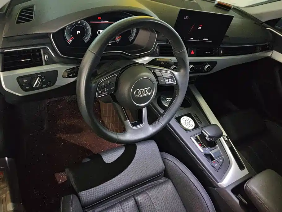 Audi A4L 2021 — фото 12