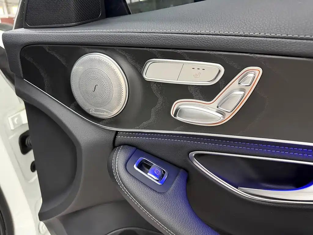 Mercedes-Benz C-Class 2020 — фото 20