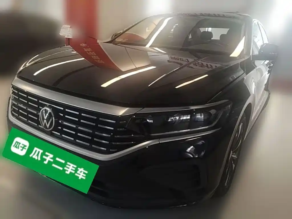 Volkswagen Passat 2025
