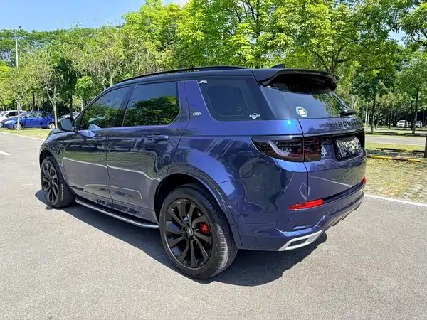 Land Rover Discovery Sport 2021