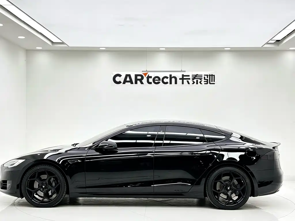 Tesla Model S 2021 — фото 5