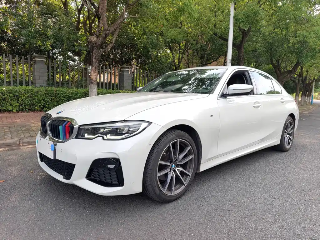 BMW 3 Series 2021