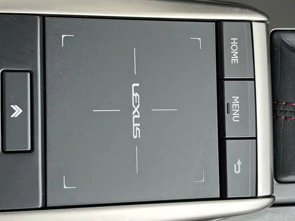 Lexus RX 2022 — фото 19