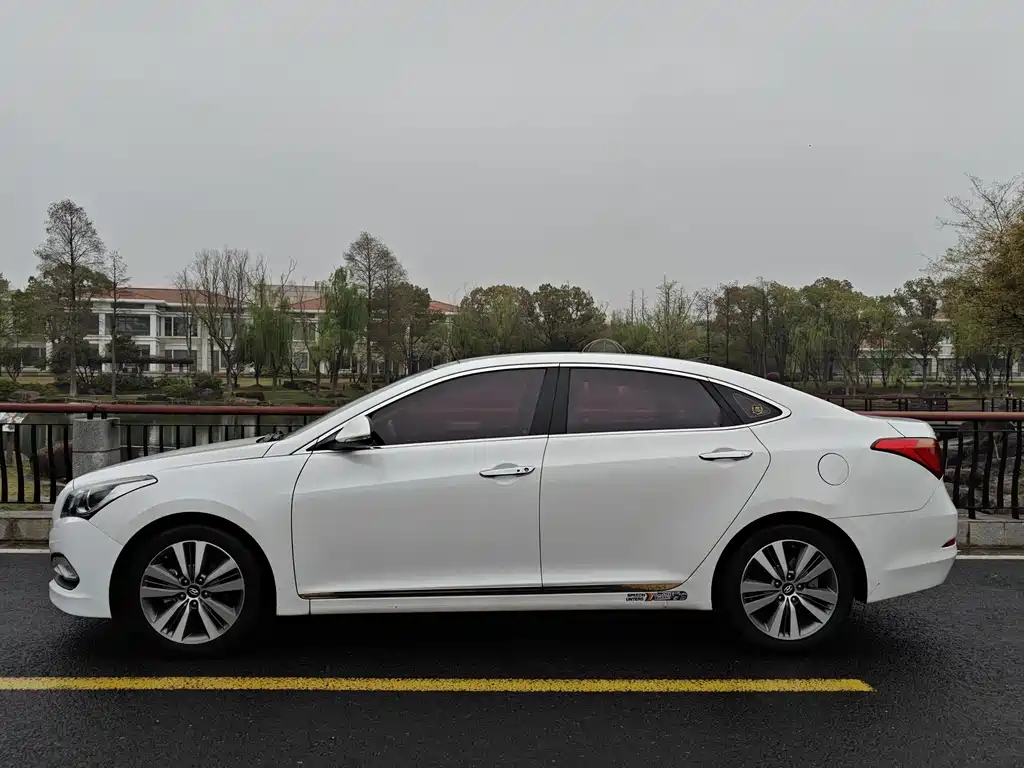 Hyundai Mistra 2016 — фото 4