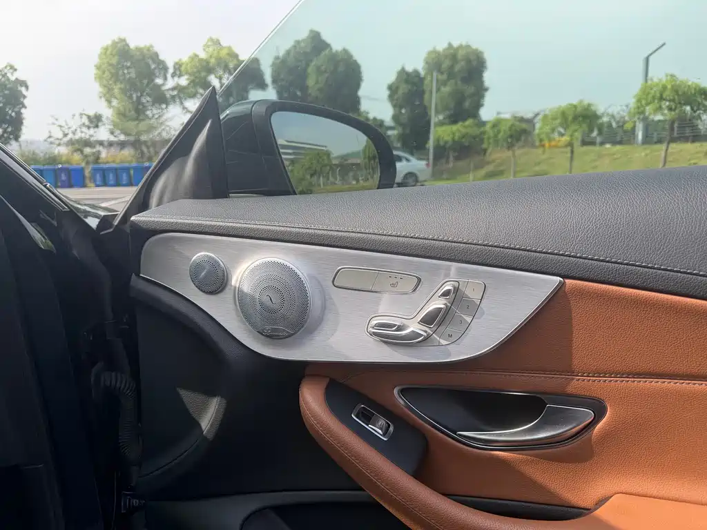 Mercedes-Benz C-Class 2018 — фото 10