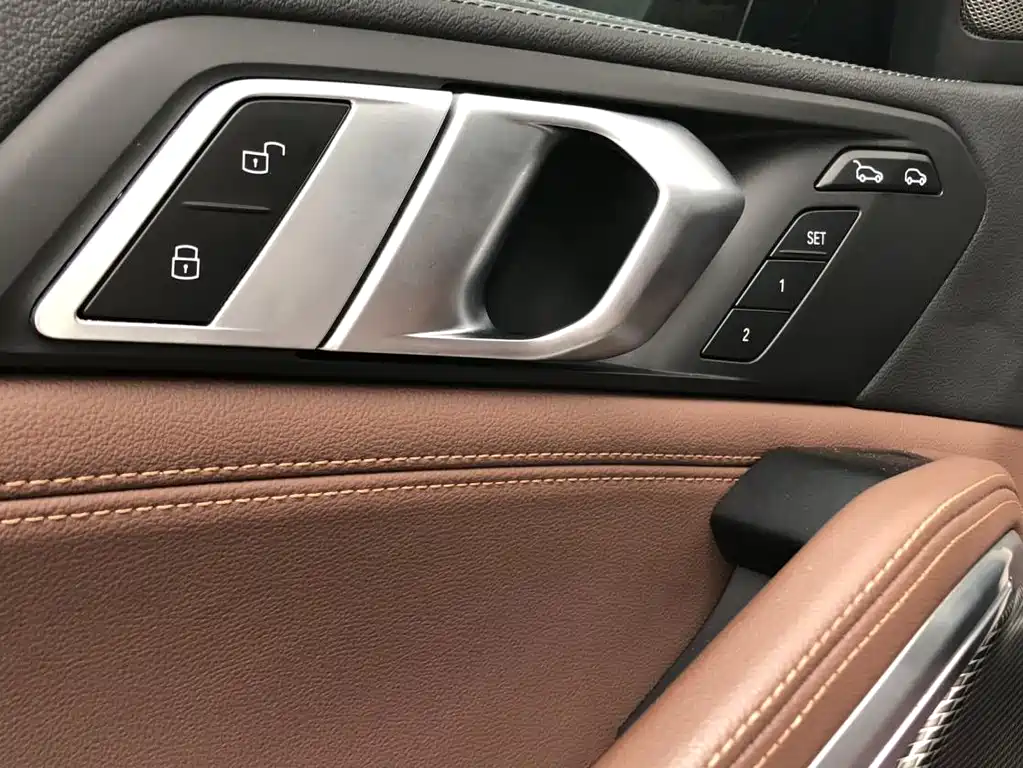 BMW X6 2021 — фото 10