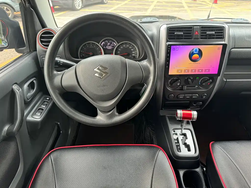 Suzuki Jimny 2018 — фото 11