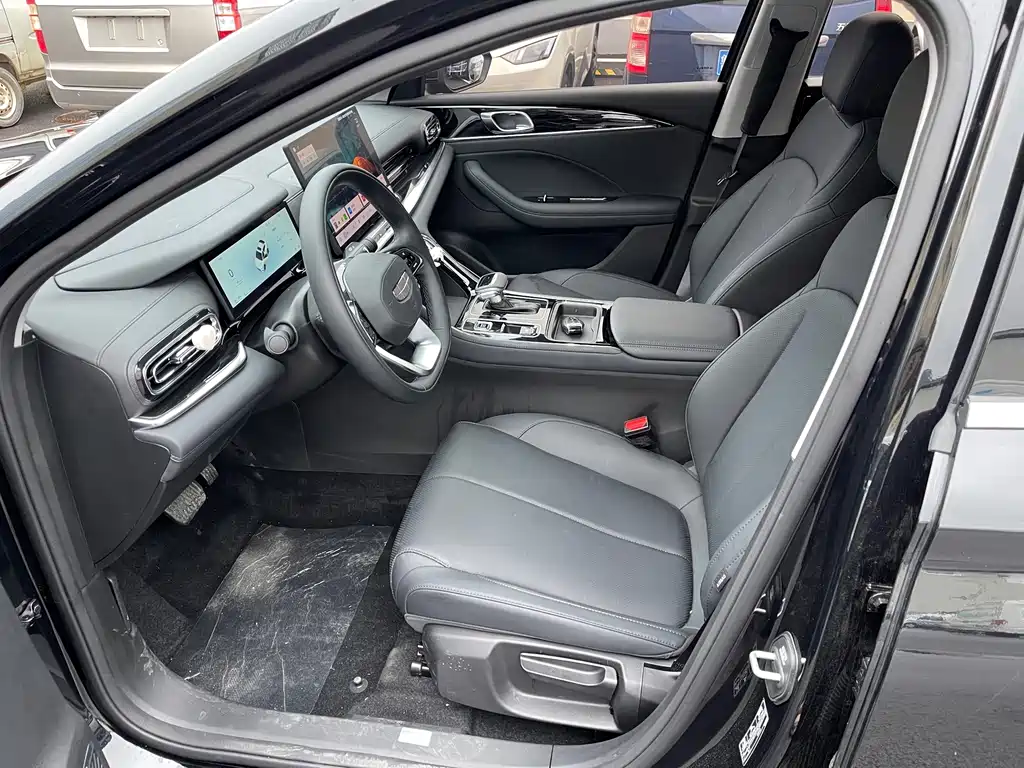 Geely Emgrand 2026