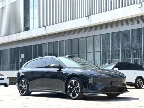 NIO ET5T 2025