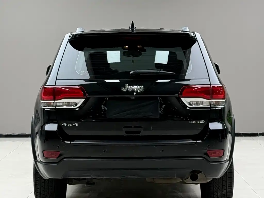 Jeep Grand Cherokee 2020 — фото 4