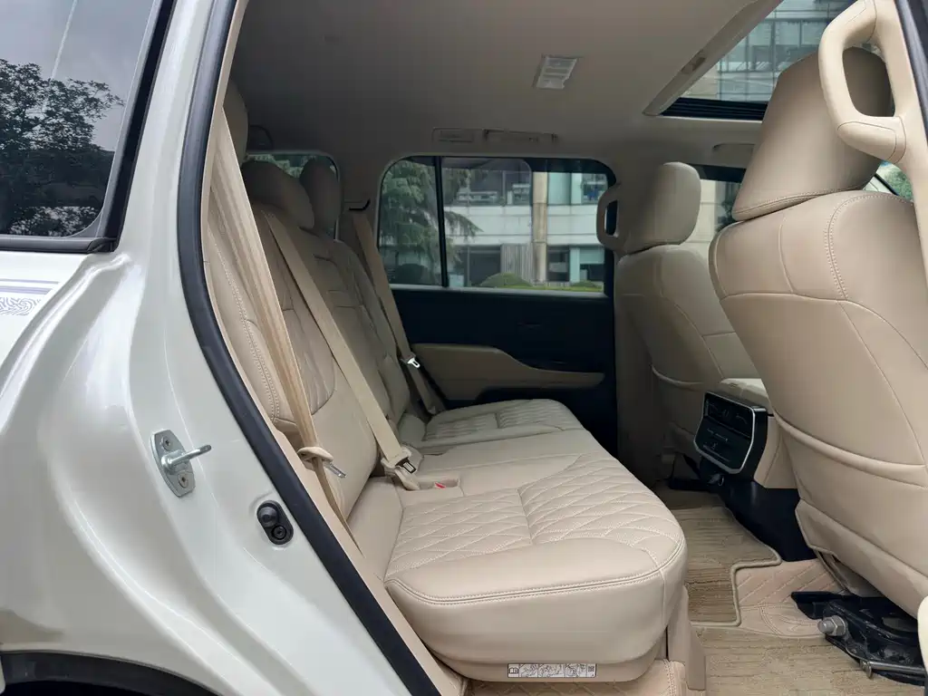 Toyota Land Cruiser 2023 — фото 15