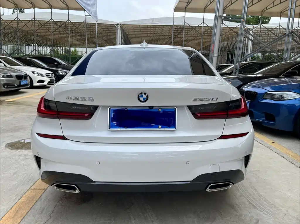BMW 3 Series 2022