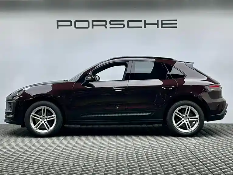 Porsche Macan 2024 — фото 4