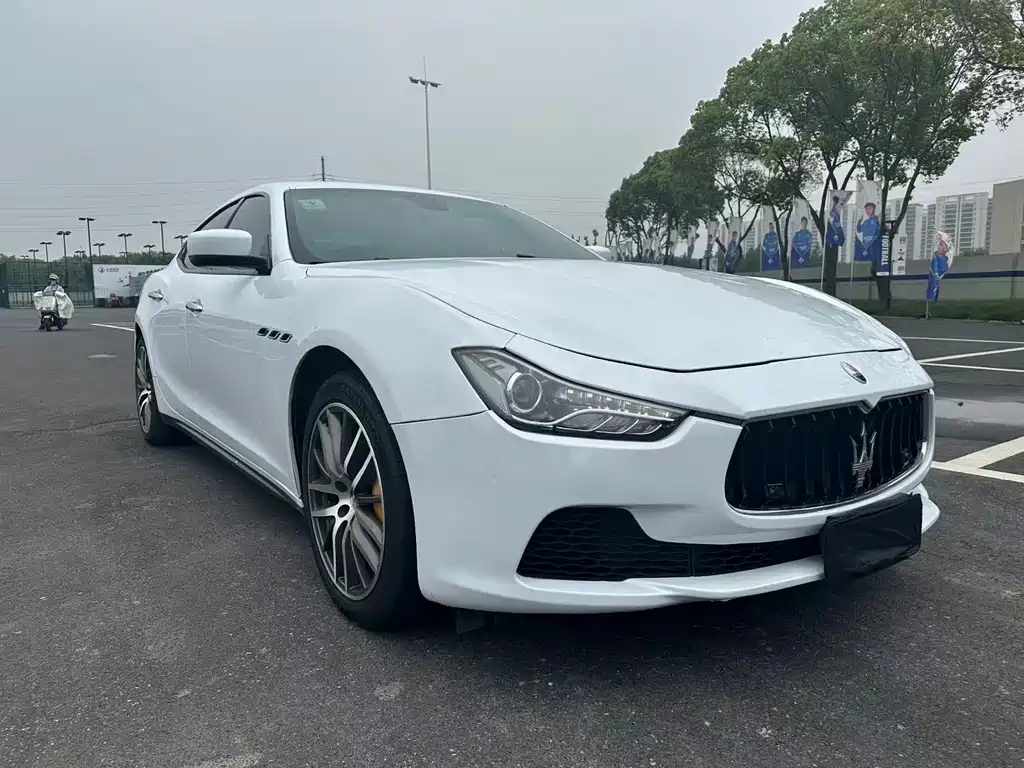 Maserati Ghibli 2016 — фото 3