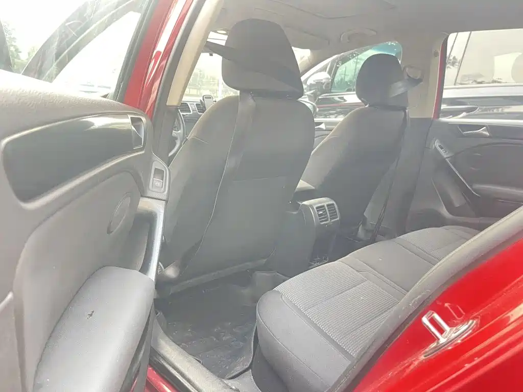 Volkswagen Golf 2012
