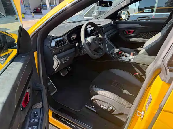 Lamborghini Urus 2022