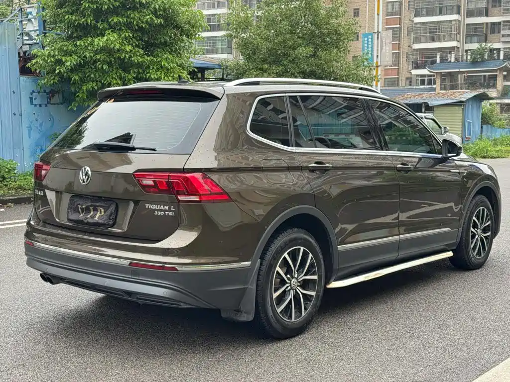 Volkswagen Tiguan L 2017 — фото 9