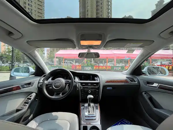 Audi A4L 2014