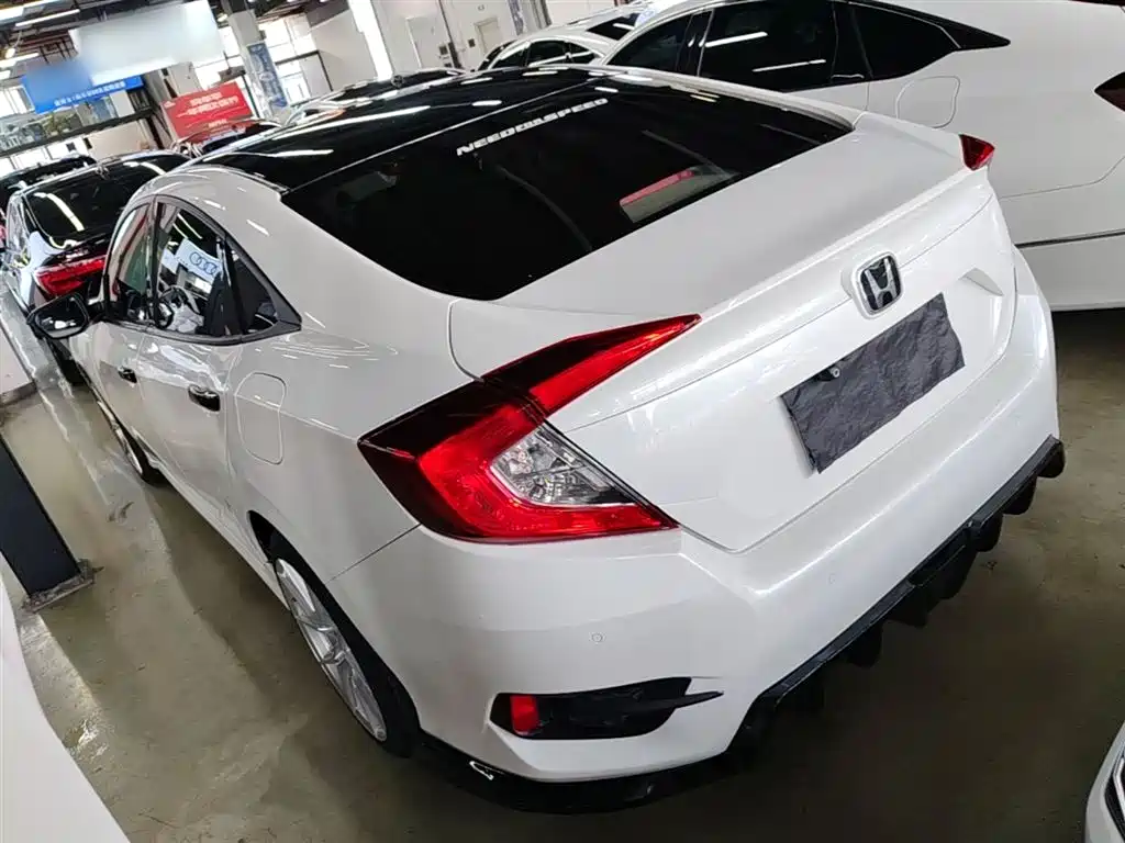 Honda Civic 2020 — фото 5