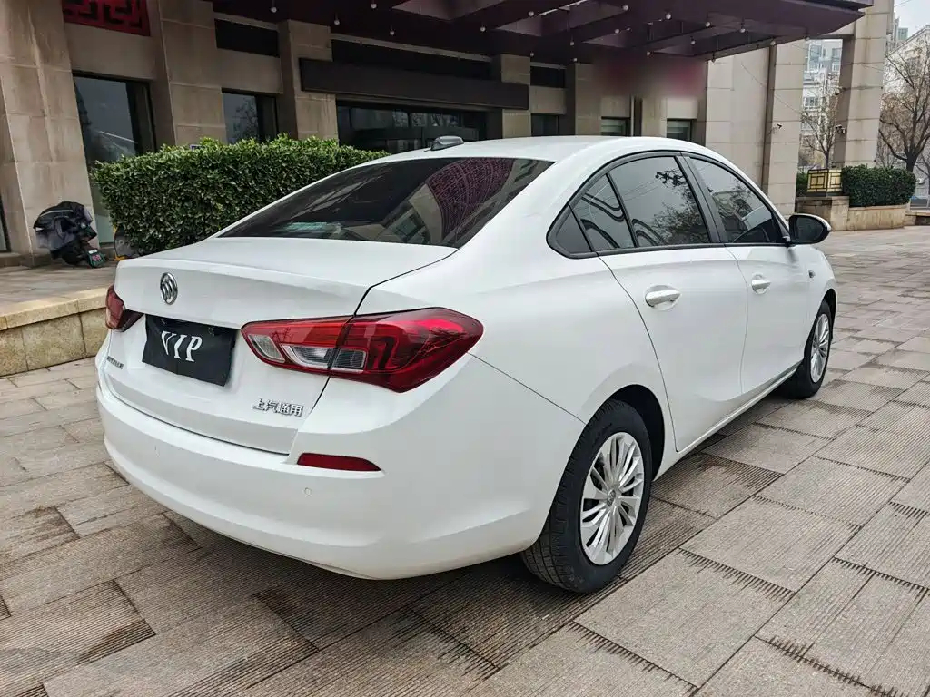 Buick Excelle 2019 — фото 10
