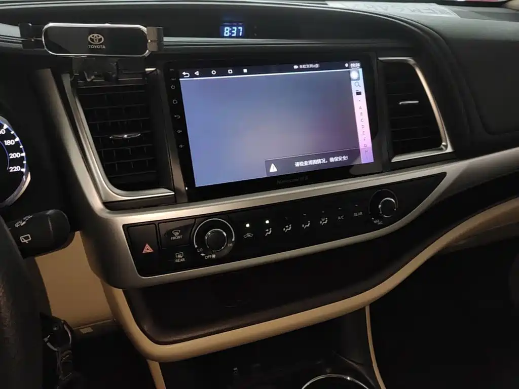 Toyota Highlander 2021 — фото 13