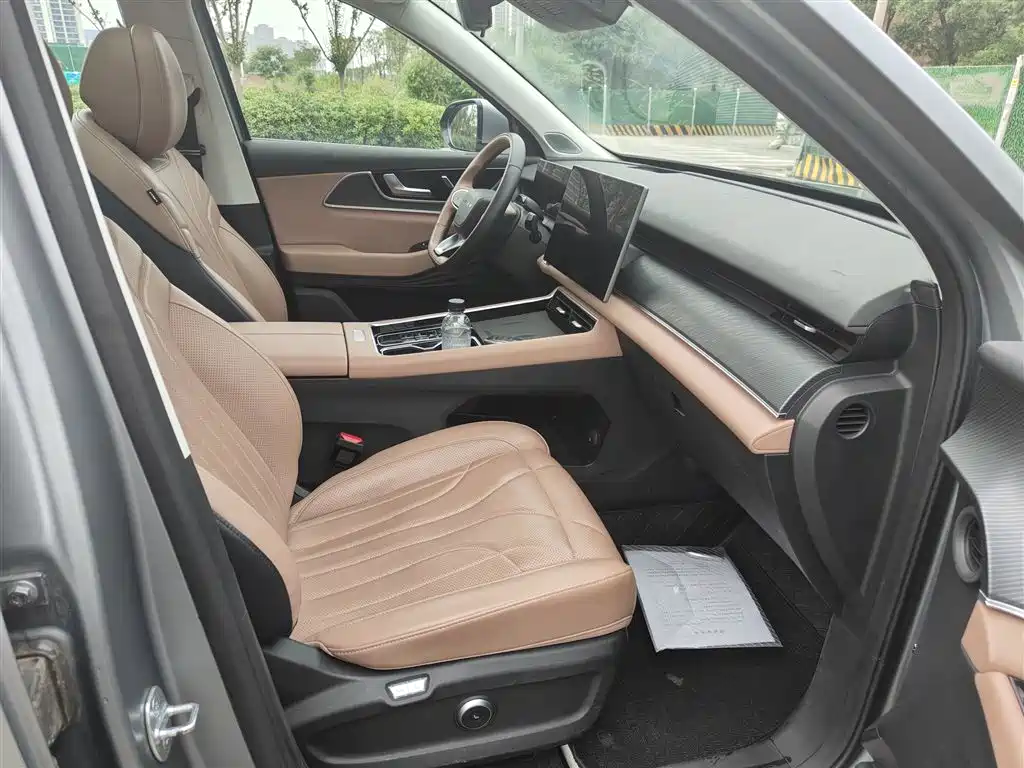 Chery Tiggo 8L 2024 — фото 17