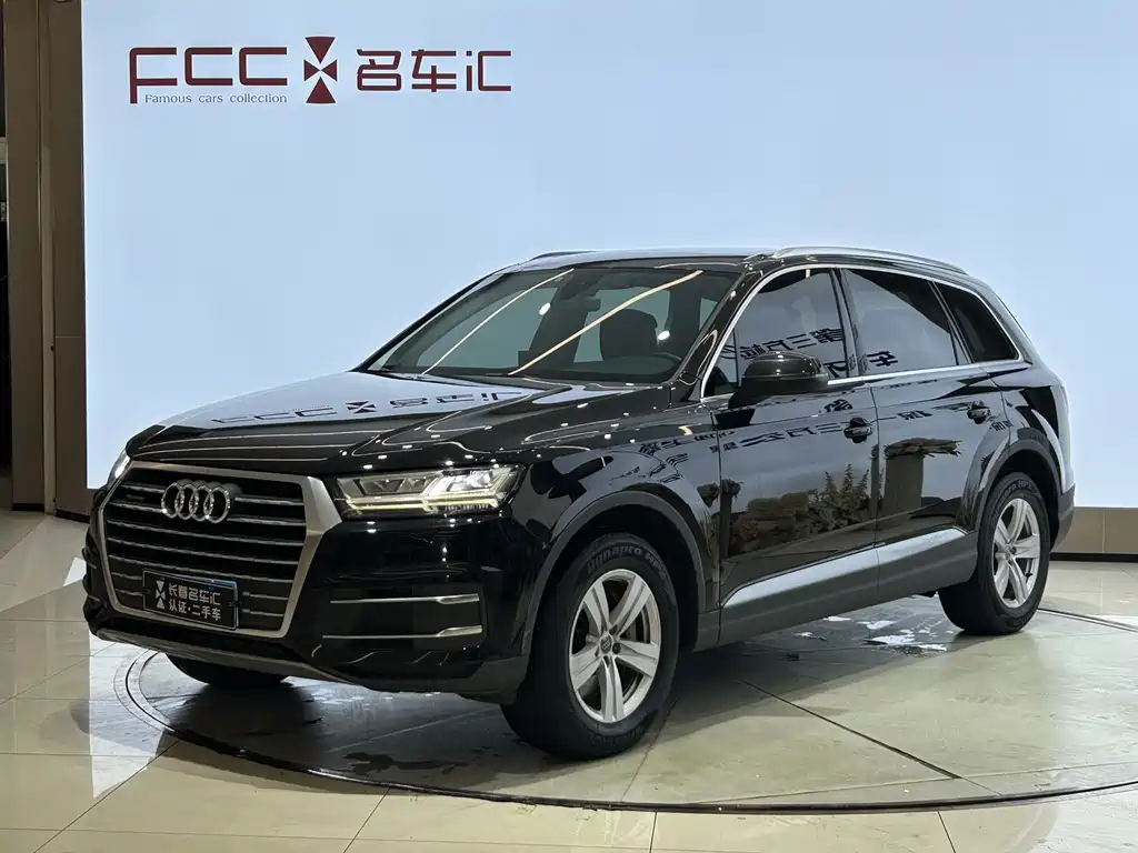Audi Q7 2016 — фото 1