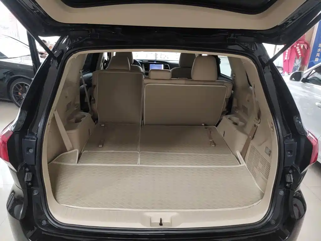 Toyota Highlander 2021 — фото 19