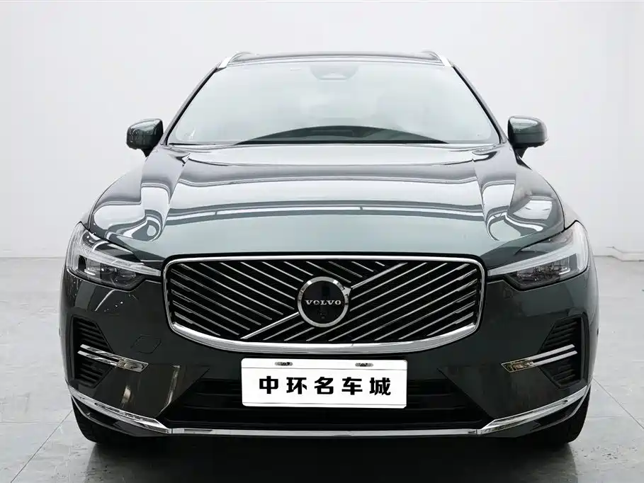 Volvo XC60 PHEV 2025 — фото 4