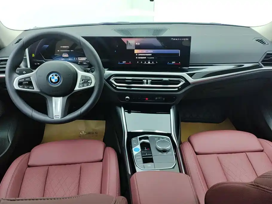BMW i3 2024 — фото 12