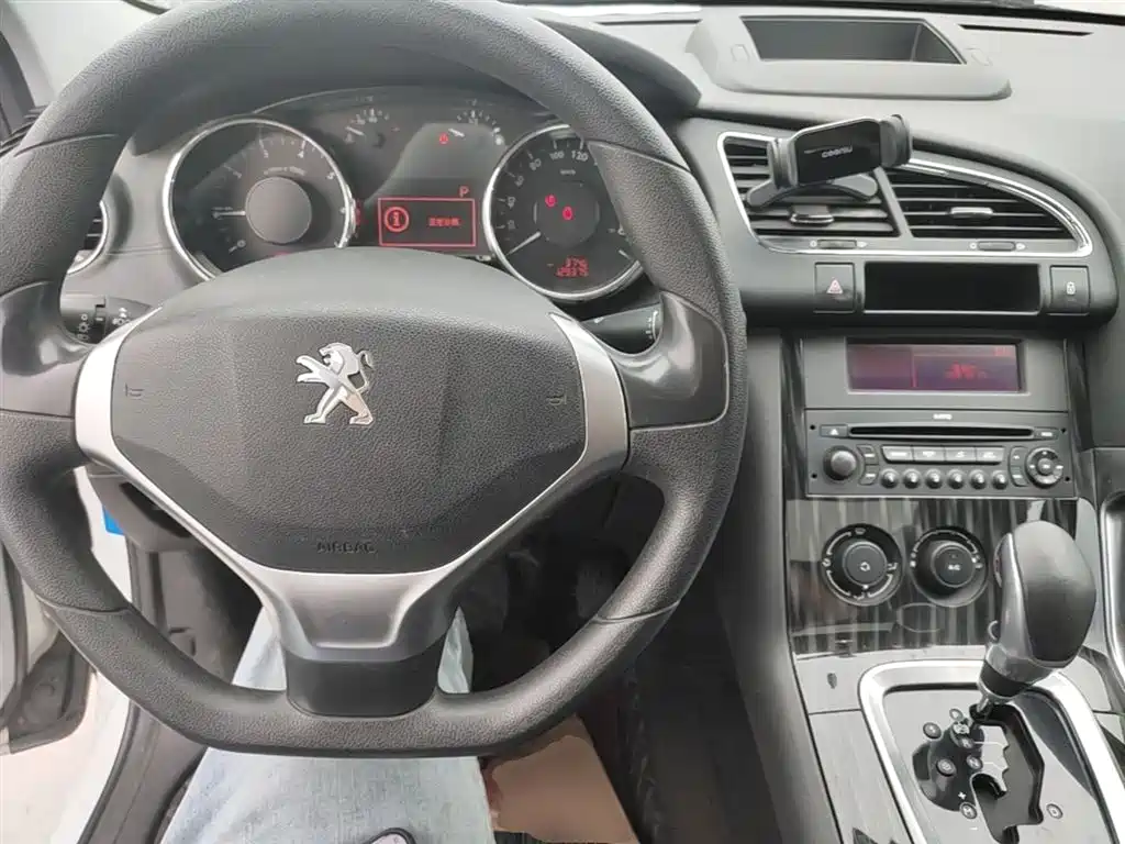 Peugeot 3008 2015 — фото 10