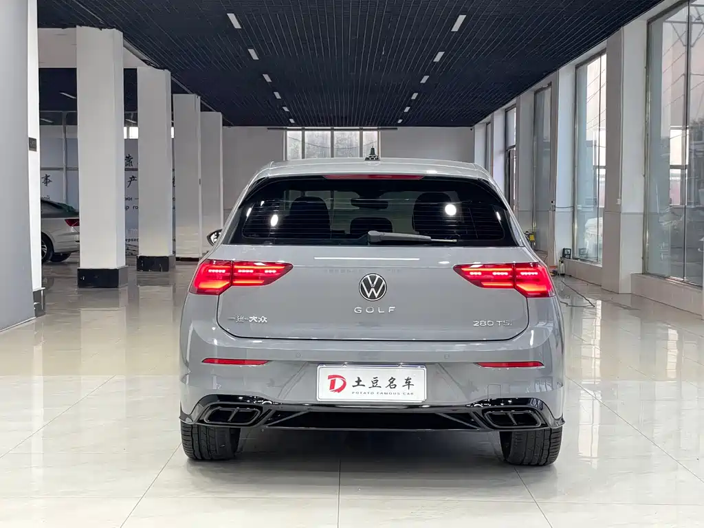 Volkswagen Golf 2022