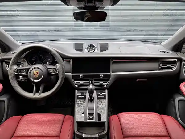Porsche Macan 2022